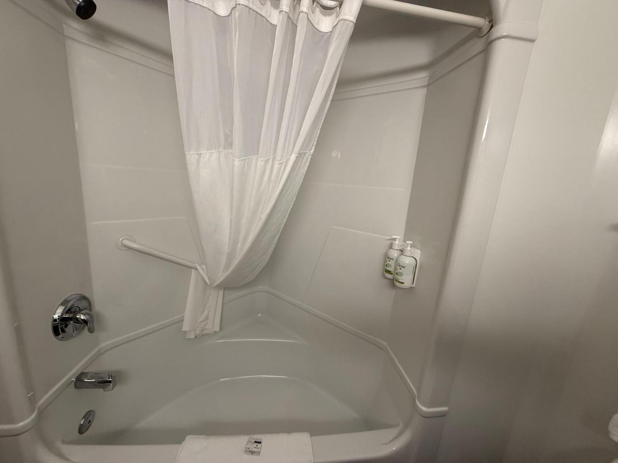 Days Inn By Wyndham Stony Plain エクステリア 写真