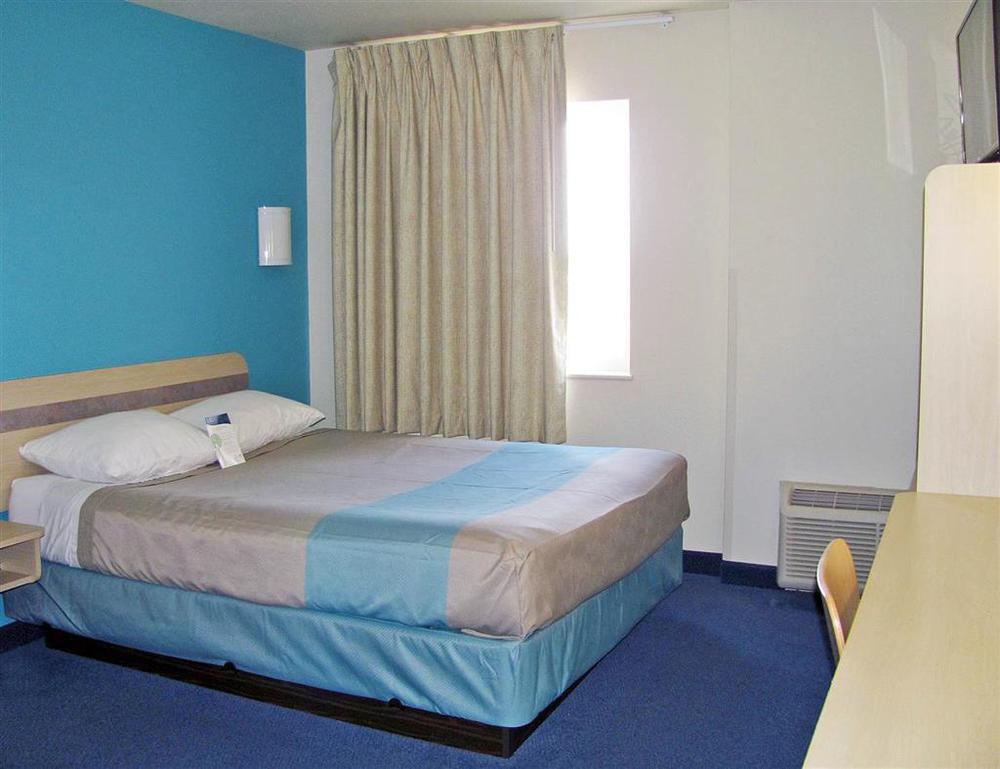 Days Inn By Wyndham Stony Plain 部屋 写真