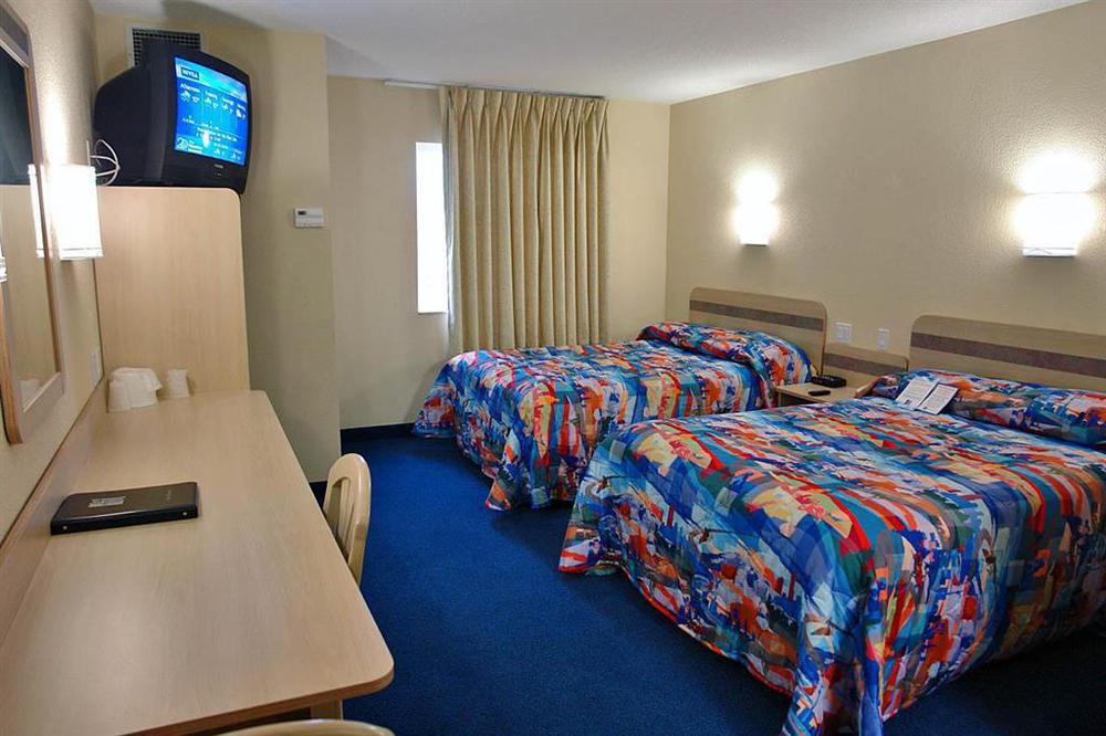 Days Inn By Wyndham Stony Plain 部屋 写真