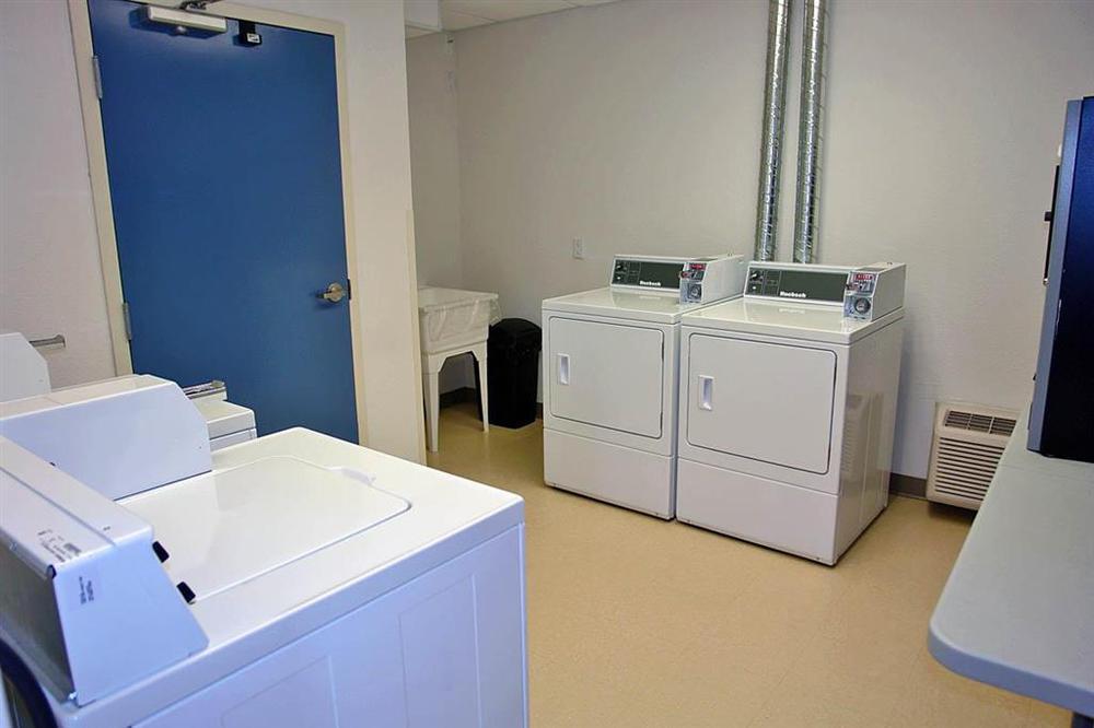 Days Inn By Wyndham Stony Plain 設備 写真